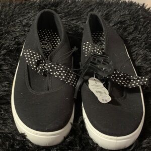 Wonder Nation Black Polka Dot Sneakers